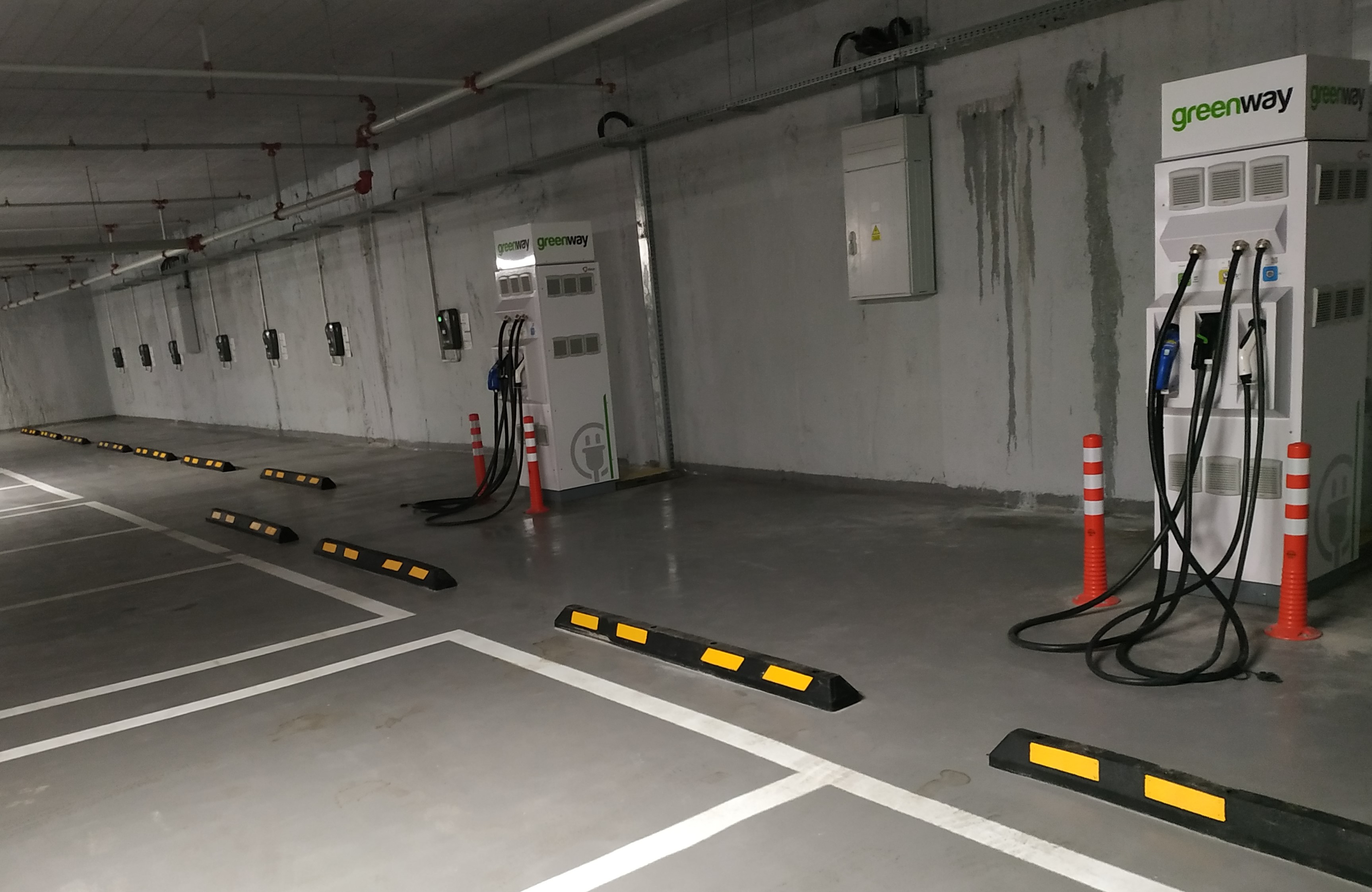 GreenWay opens first electric vehicle charging hub in Poland up to 11